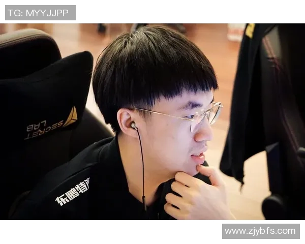 城市赛中RNG心理素质表现分析与点评展现团队韧性与应对压力能力