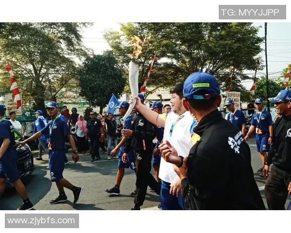 V5在S15电竞总决赛洲际赛中的团队协作表现深度分析与点评